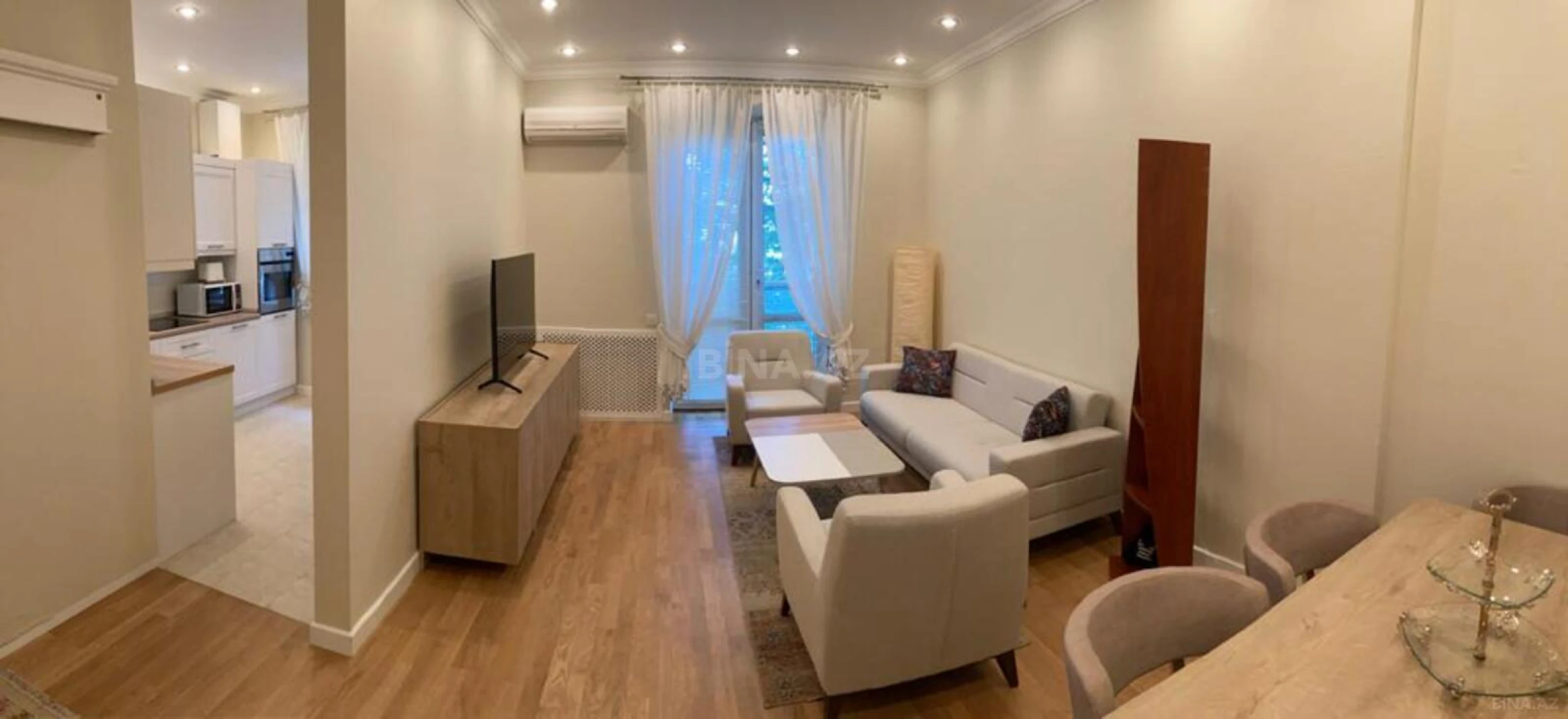 Kirayə verilir 2 otaqlı mənzil 70 m²