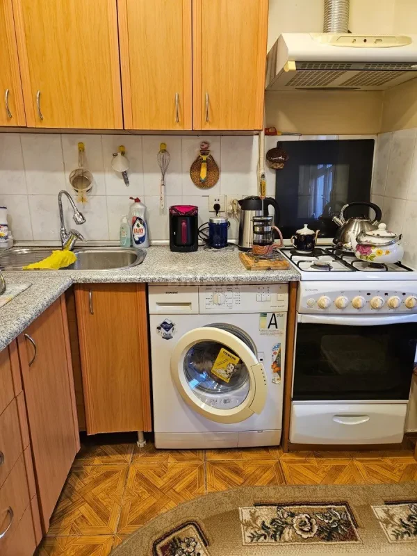 Satılır 3 otaqlı mənzil 65 m²