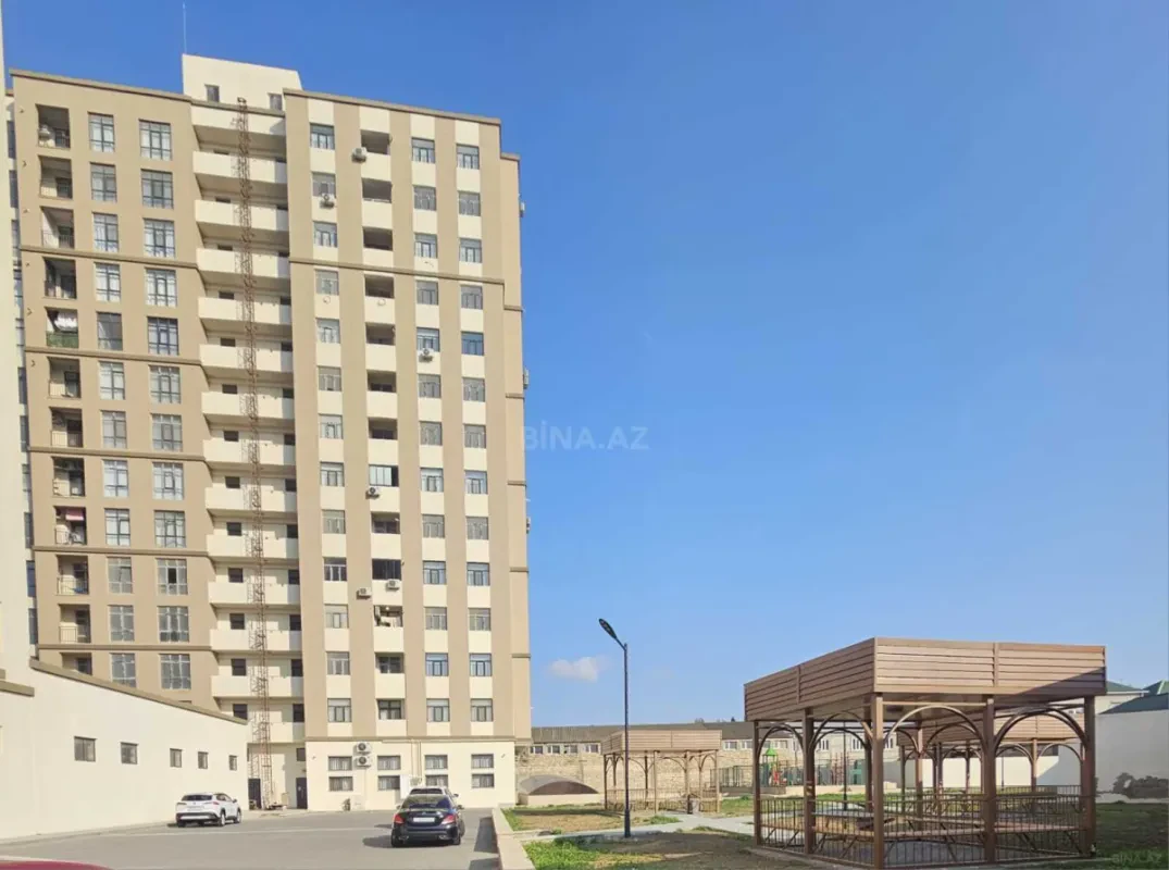 Satılır 2 otaqlı mənzil 82.7 m²