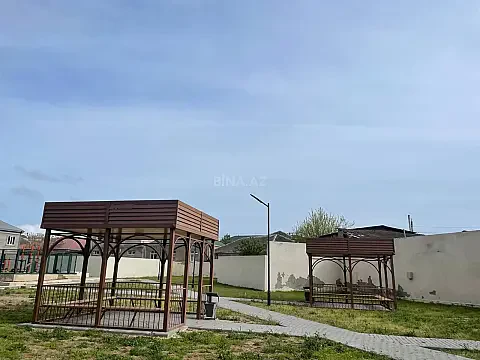 Satılır 2 otaqlı mənzil 82.7 m²