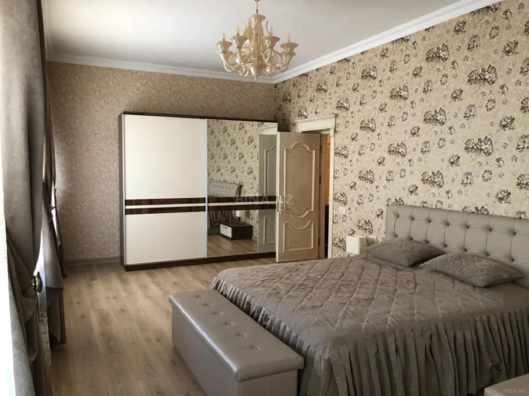 Kirayə verilir 4 otaqlı həyət evi 200 m²