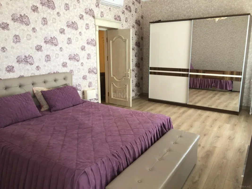 Kirayə verilir 4 otaqlı həyət evi 200 m²