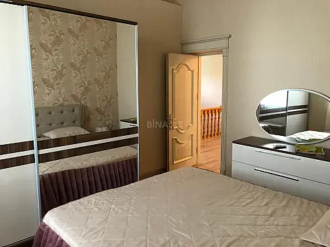 Kirayə verilir 4 otaqlı həyət evi 200 m²