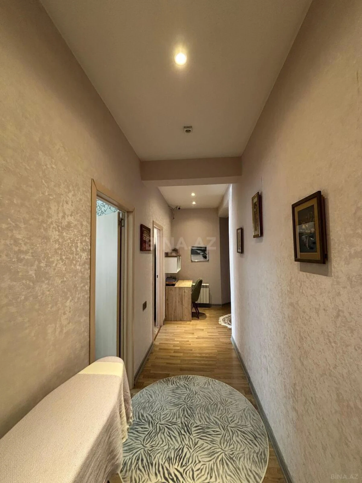 Satılır 2 otaqlı mənzil 85 m²