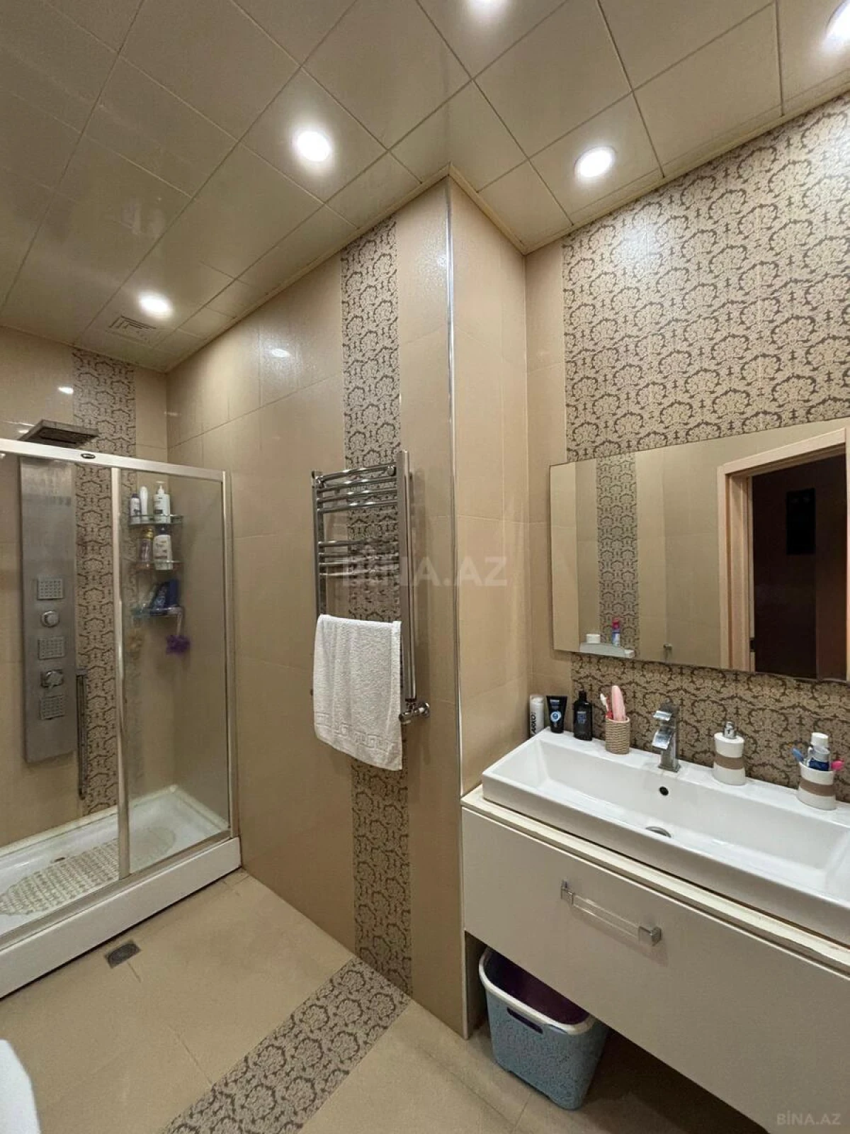 Satılır 2 otaqlı mənzil 85 m²