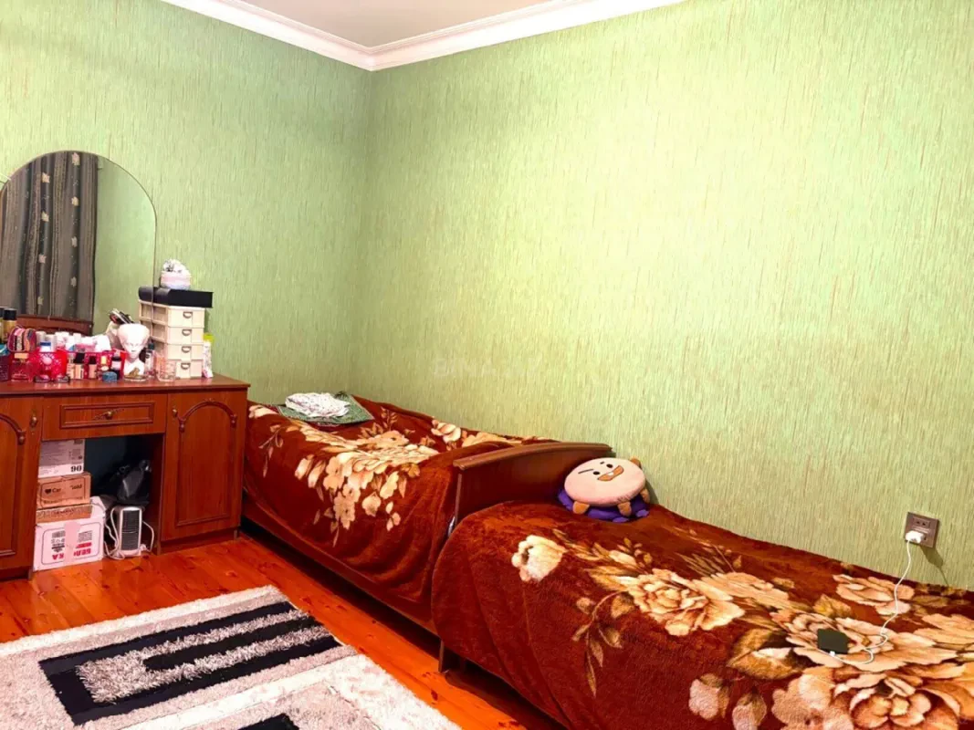 Satılır 2 otaqlı mənzil 65 m²