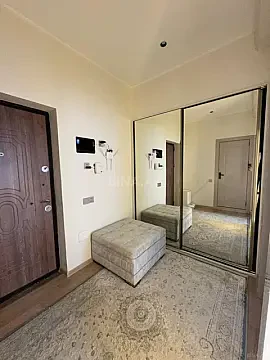 Satılır 2 otaqlı mənzil 58 m²