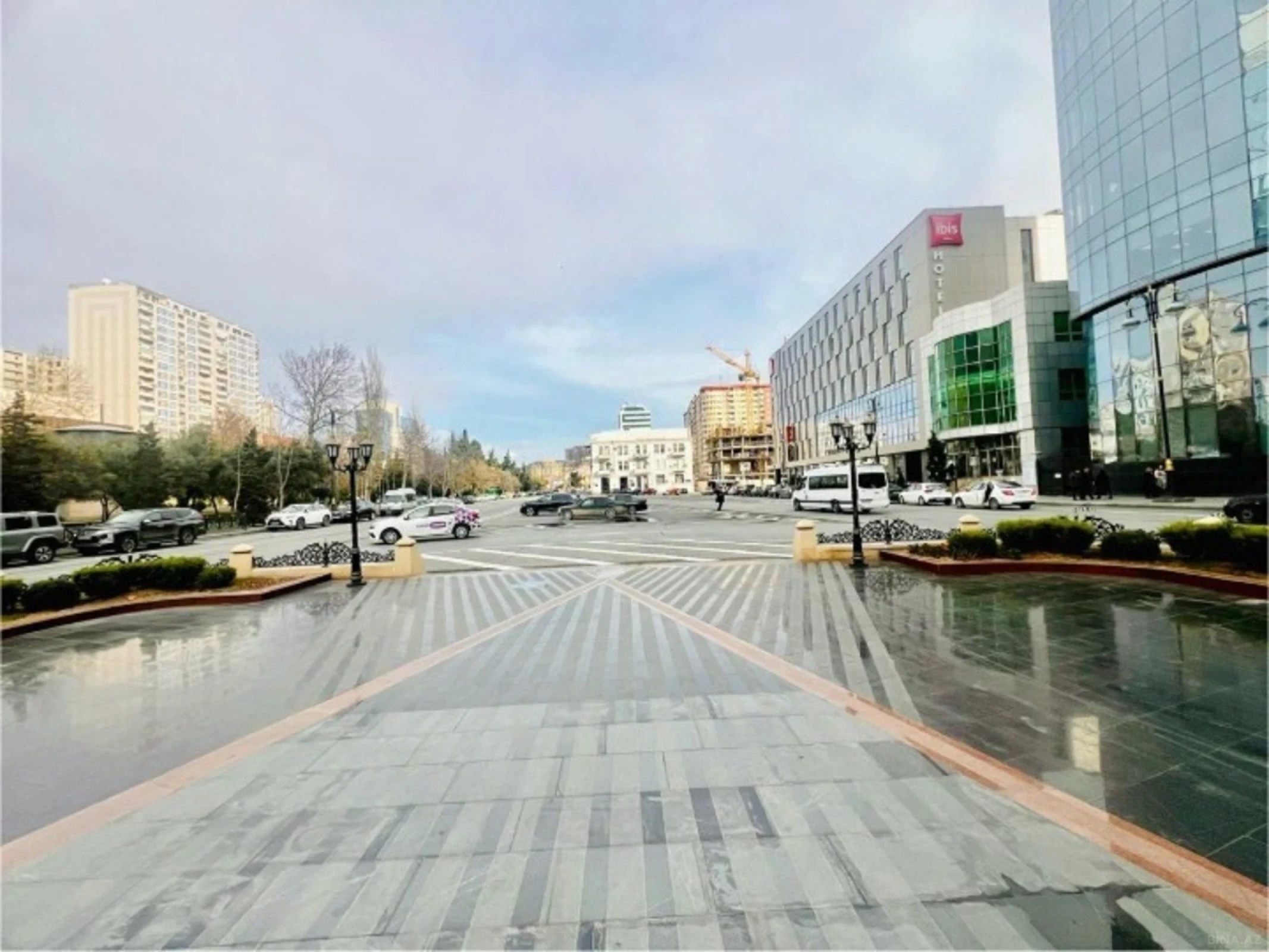 Kirayə verilir obyekt 220 m²