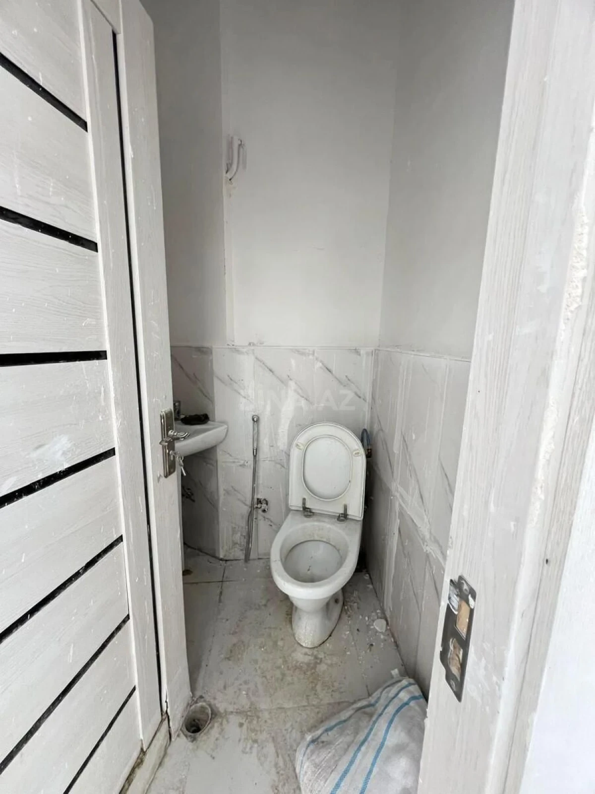 Kirayə verilir obyekt 220 m²