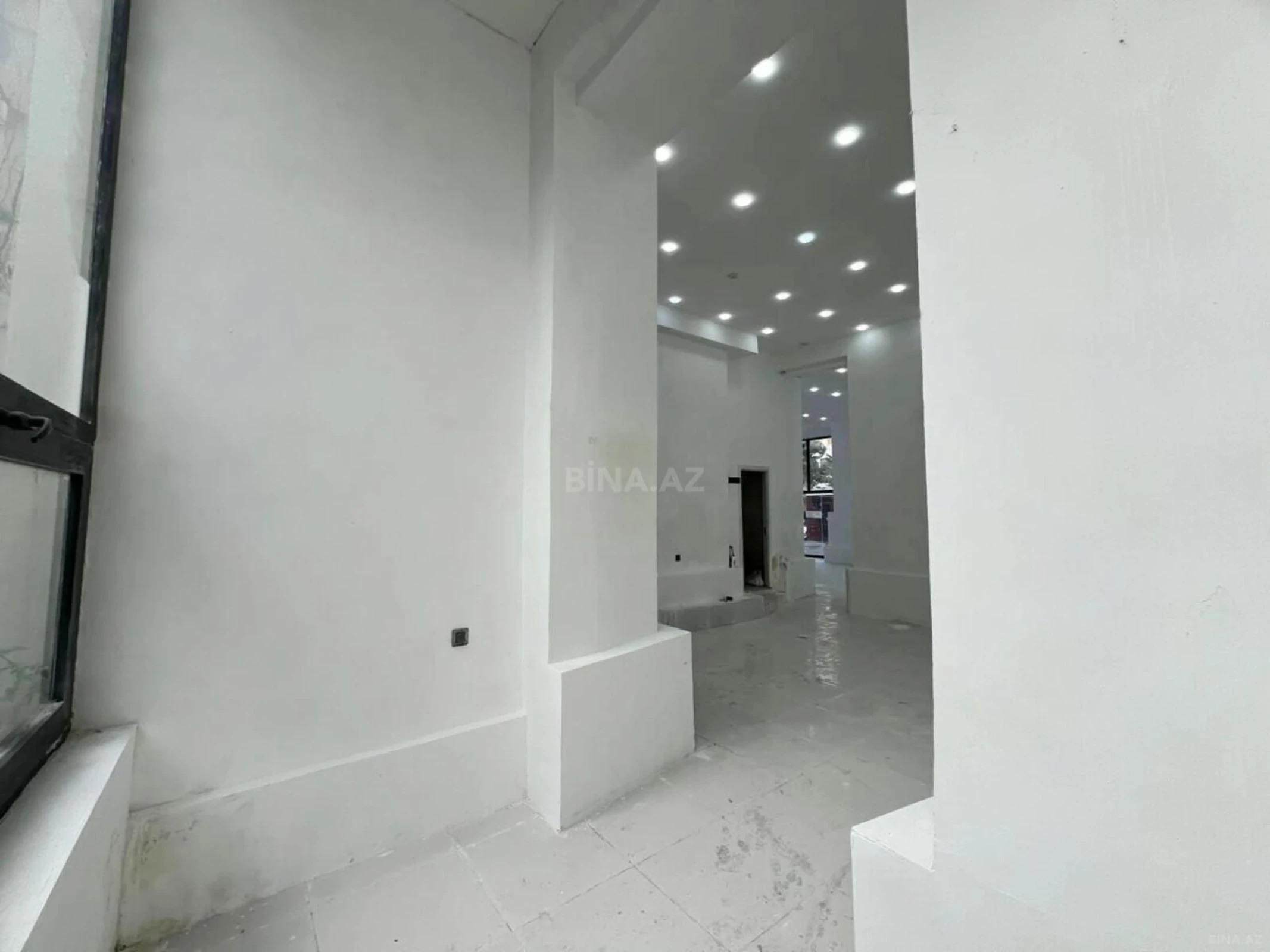 Kirayə verilir obyekt 220 m²