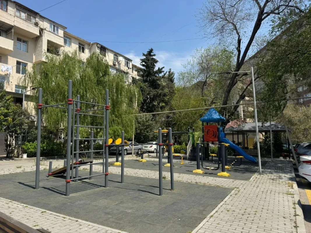 Satılır 2 otaqlı mənzil 55 m²