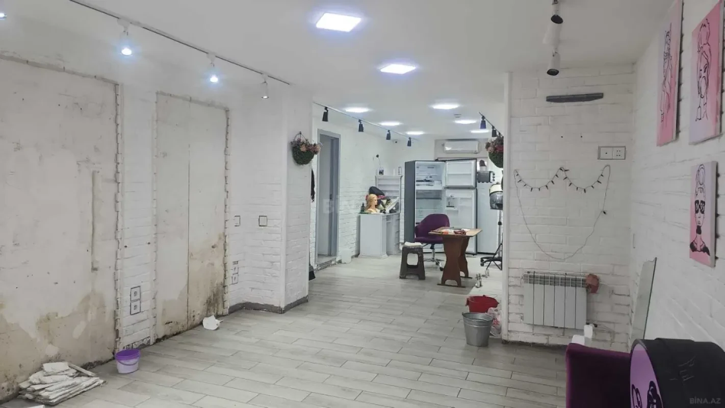 Satılır obyekt 160 m²