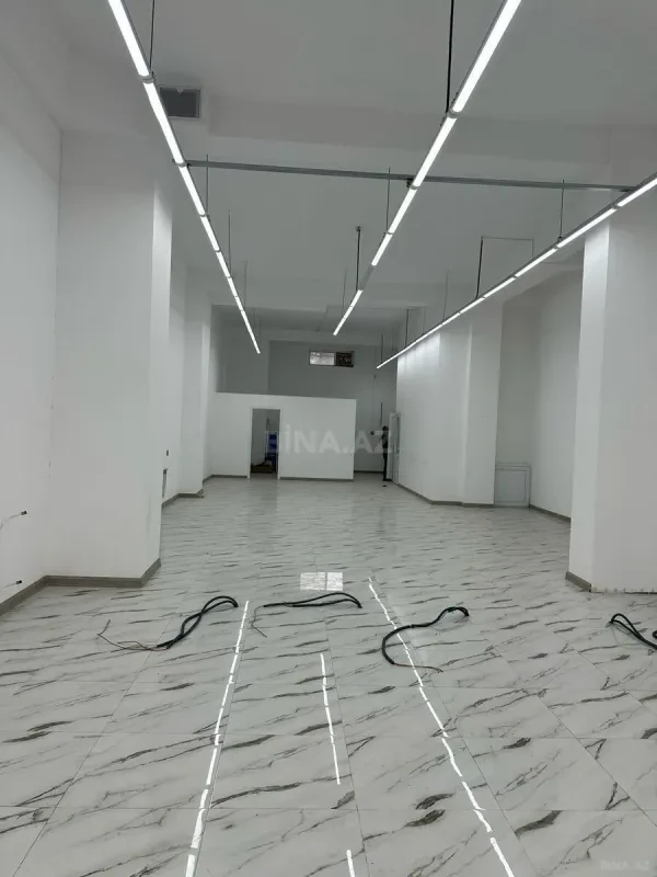 Kirayə verilir obyekt 140 m²