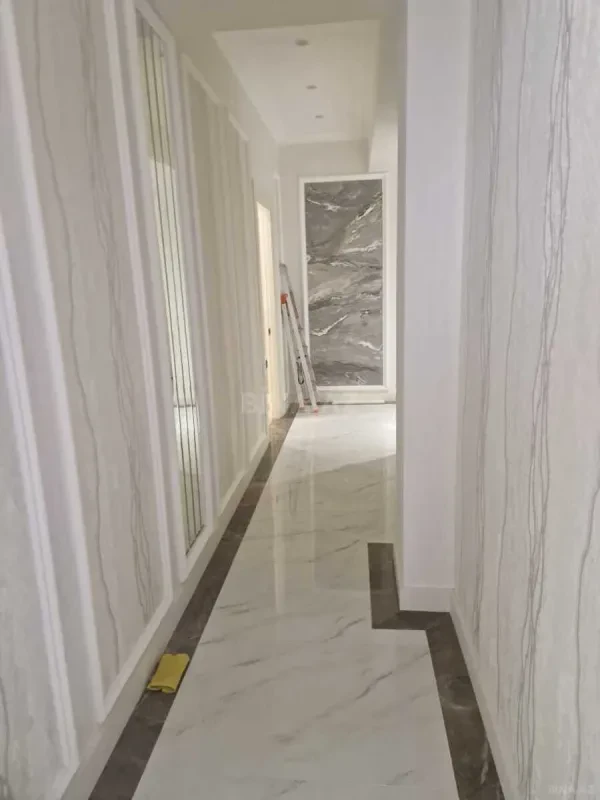Kirayə verilir 2 otaqlı mənzil 112 m²