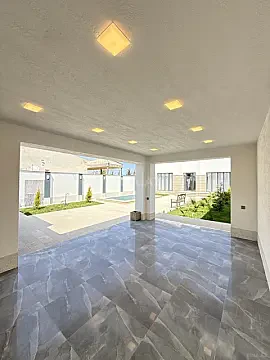 Satılır 4 otaqlı həyət evi 160 m²