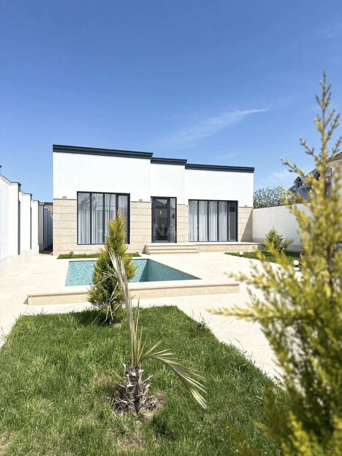 Satılır 4 otaqlı həyət evi 160 m²