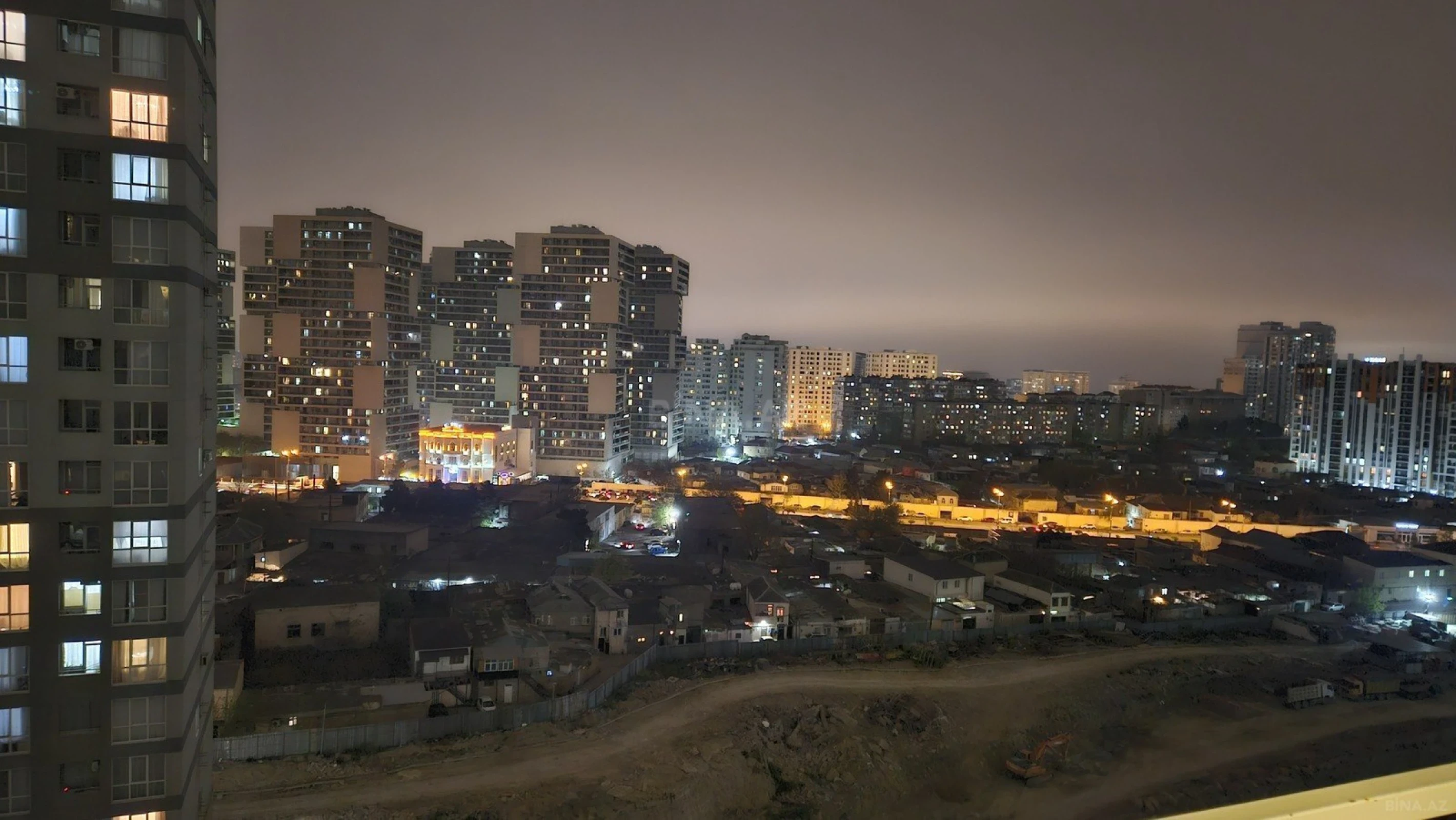 Satılır 3 otaqlı mənzil 96 m²