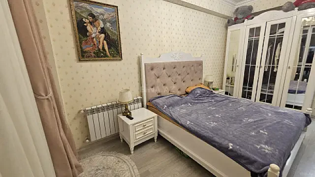 Satılır 3 otaqlı mənzil 96 m²