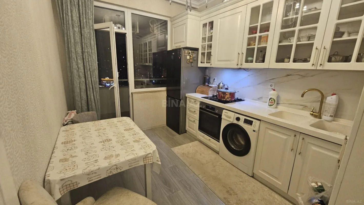 Satılır 3 otaqlı mənzil 96 m²