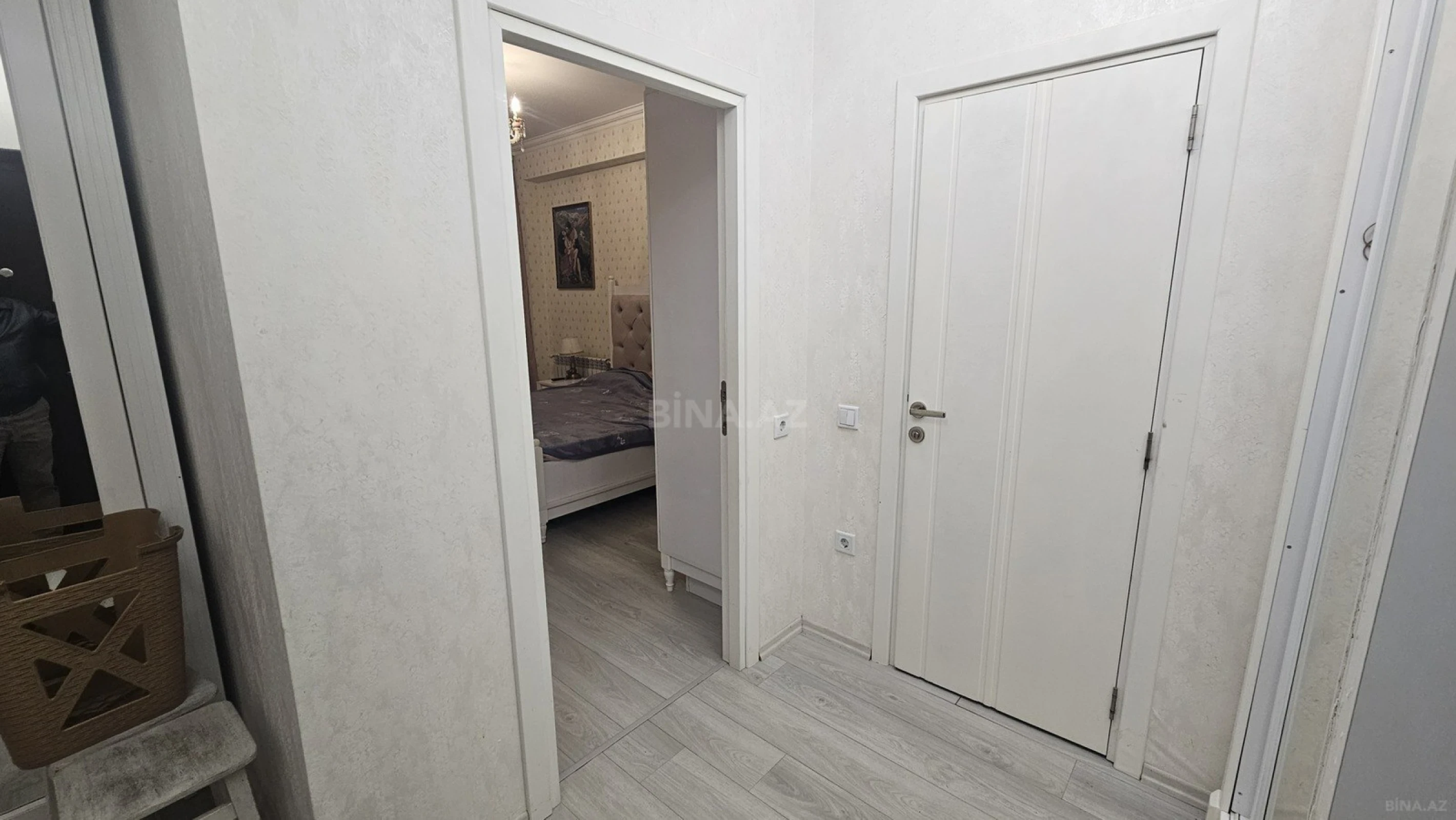 Satılır 3 otaqlı mənzil 96 m²