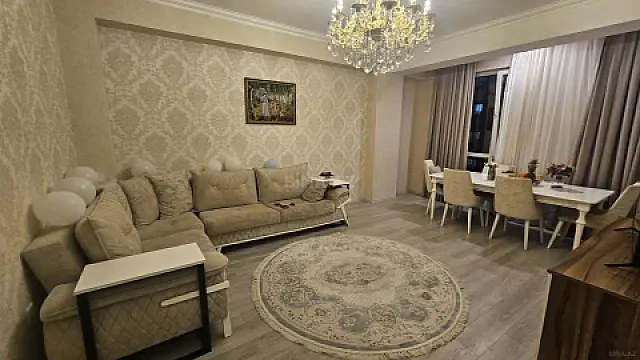 Satılır 3 otaqlı mənzil 96 m² — Bakı, İnşaatçılar 3 otaq 96.00 m²