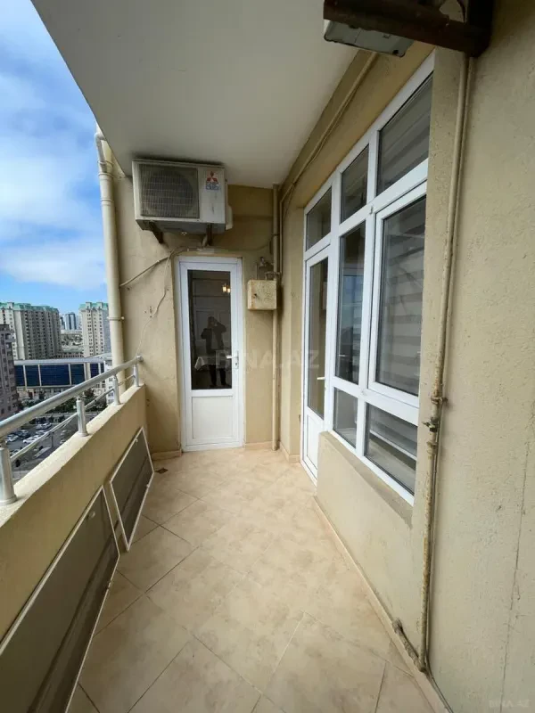 Kirayə verilir 2 otaqlı mənzil 95 m²