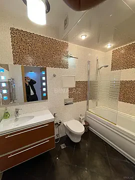 Kirayə verilir 2 otaqlı mənzil 95 m²