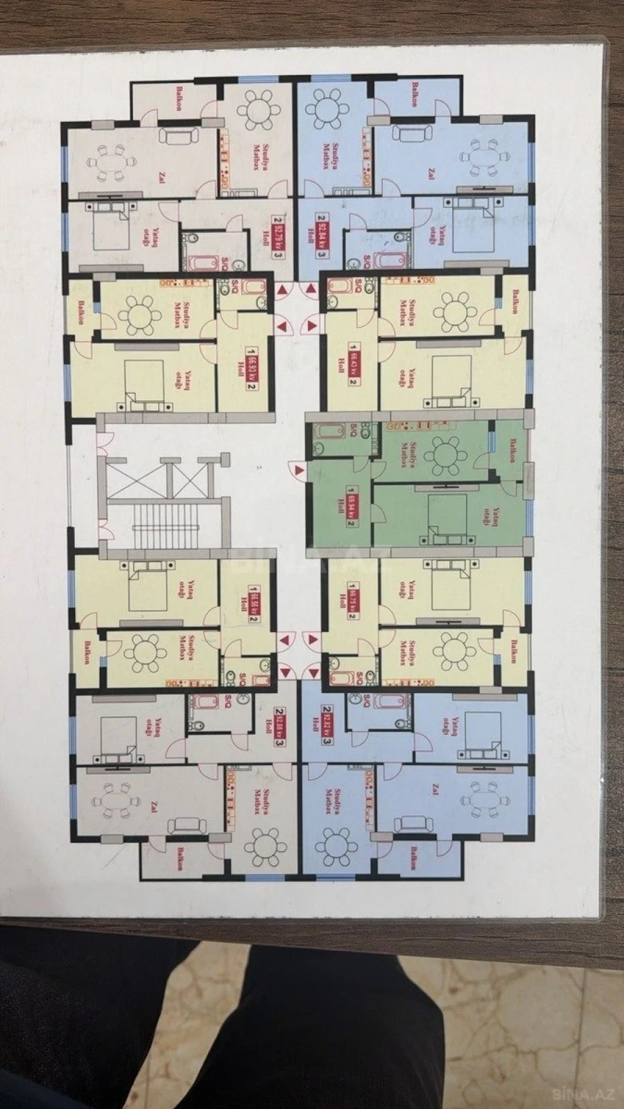 Satılır 2 otaqlı mənzil 92 m²