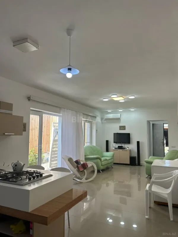 Kirayə verilir 2 otaqlı həyət evi 120 m²