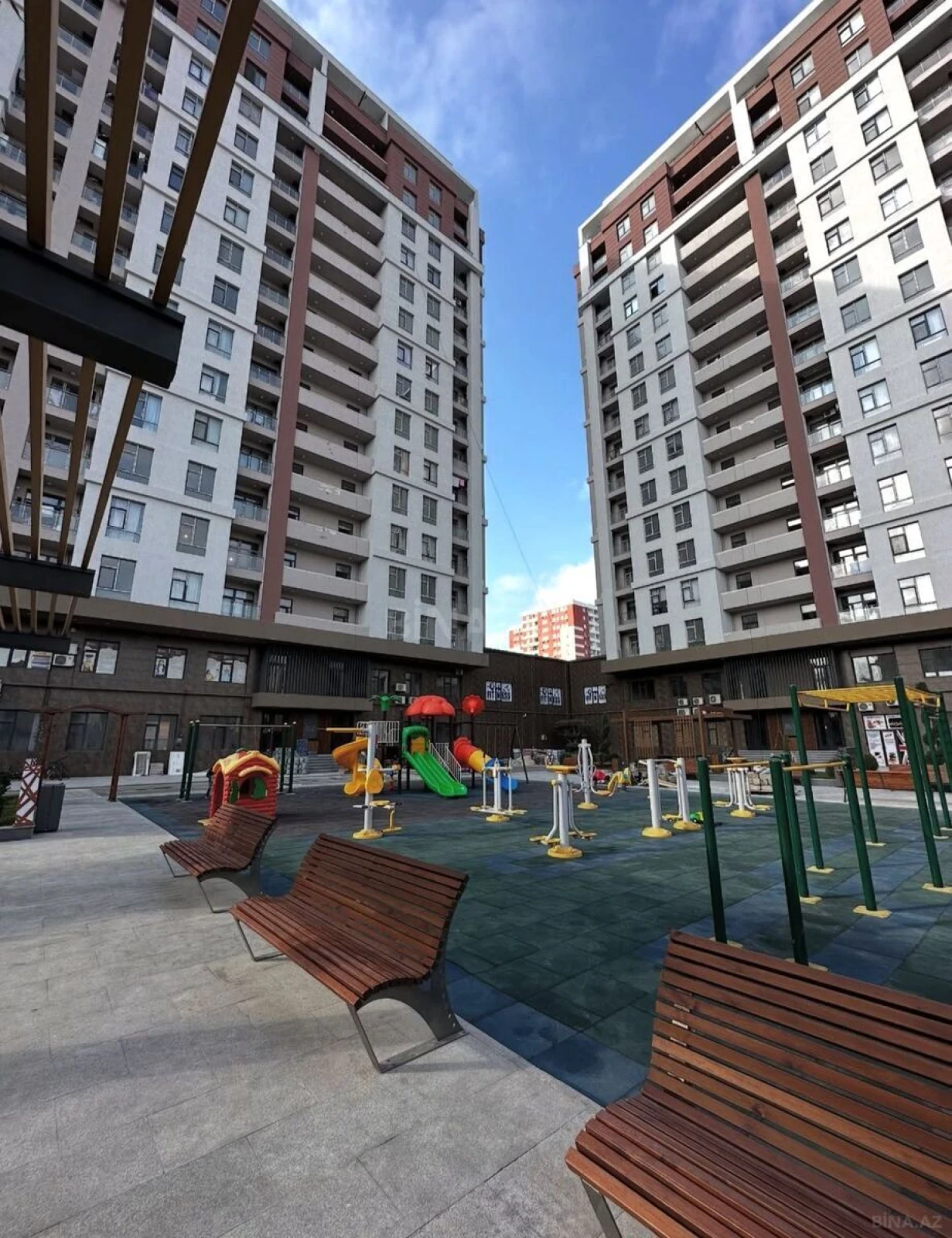 Satılır 2 otaqlı mənzil 51 m²