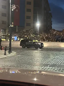 Satılır 5 otaqlı mənzil 202 m²