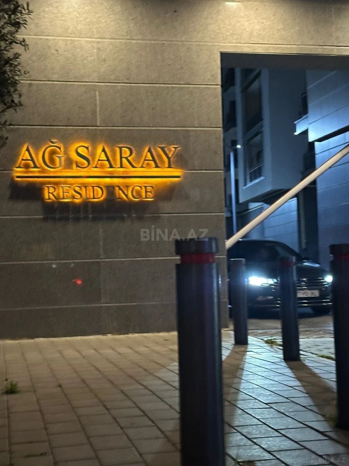 Satılır 5 otaqlı mənzil 202 m²
