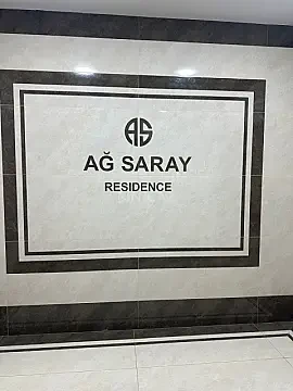 Satılır 5 otaqlı mənzil 202 m²