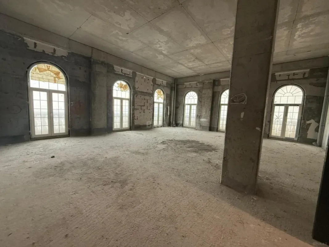 Satılır 3 otaqlı mənzil 112 m²