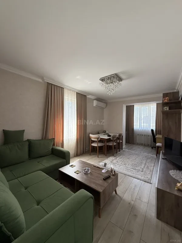 Satılır 2 otaqlı mənzil 70 m²