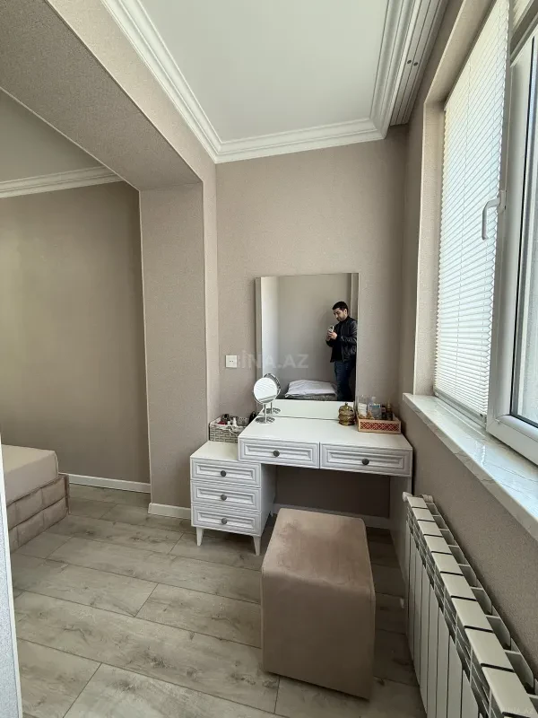 Satılır 2 otaqlı mənzil 70 m²