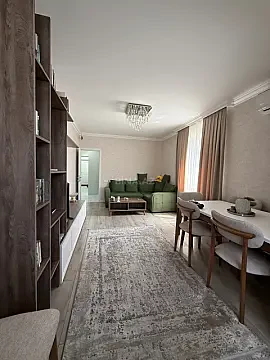 Satılır 2 otaqlı mənzil 70 m²