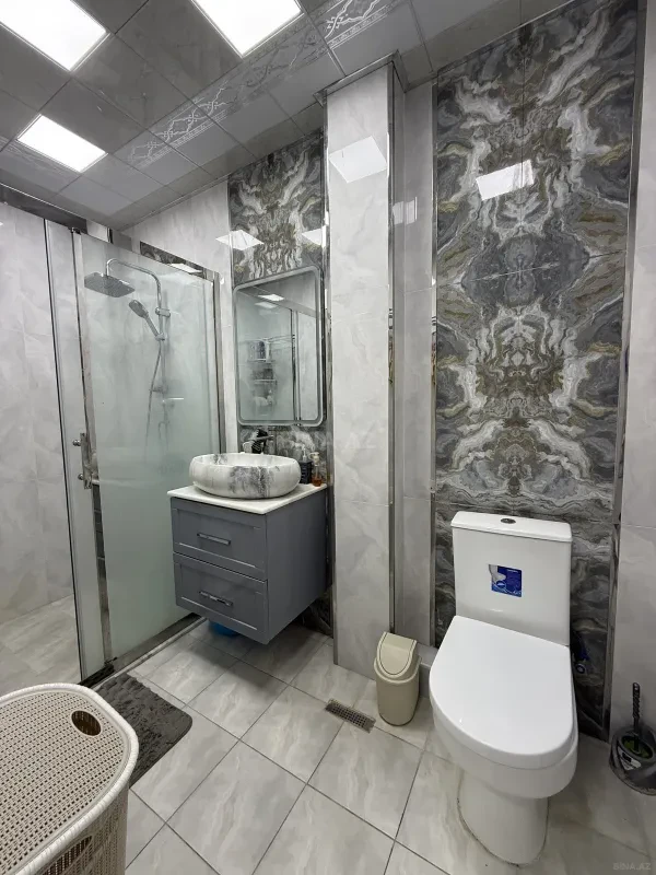Satılır 2 otaqlı mənzil 70 m²
