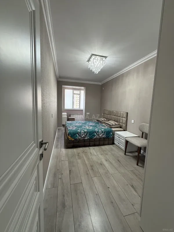Satılır 2 otaqlı mənzil 70 m²