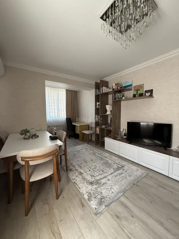 Satılır 2 otaqlı mənzil 70 m²