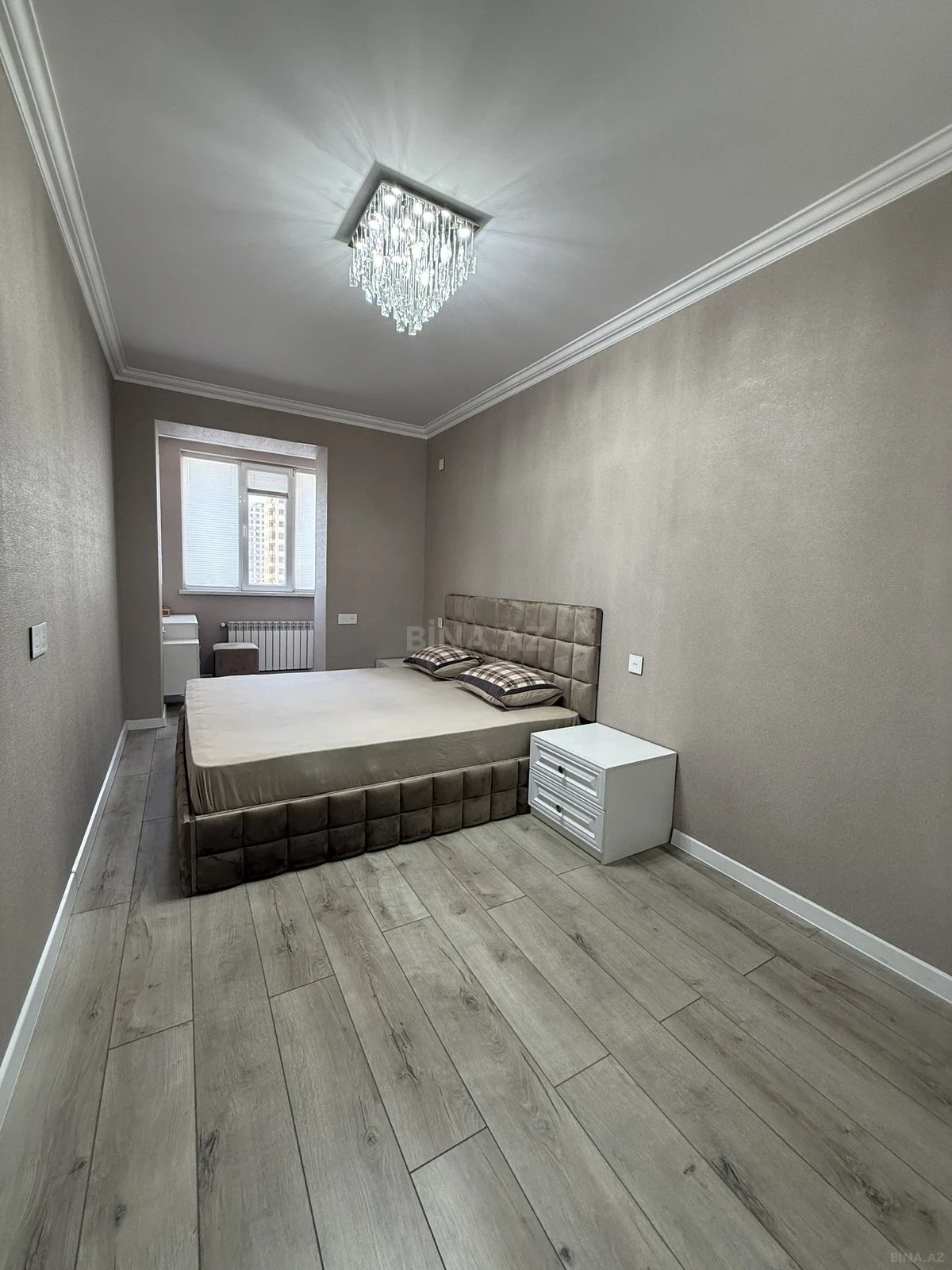 Satılır 2 otaqlı mənzil 70 m²