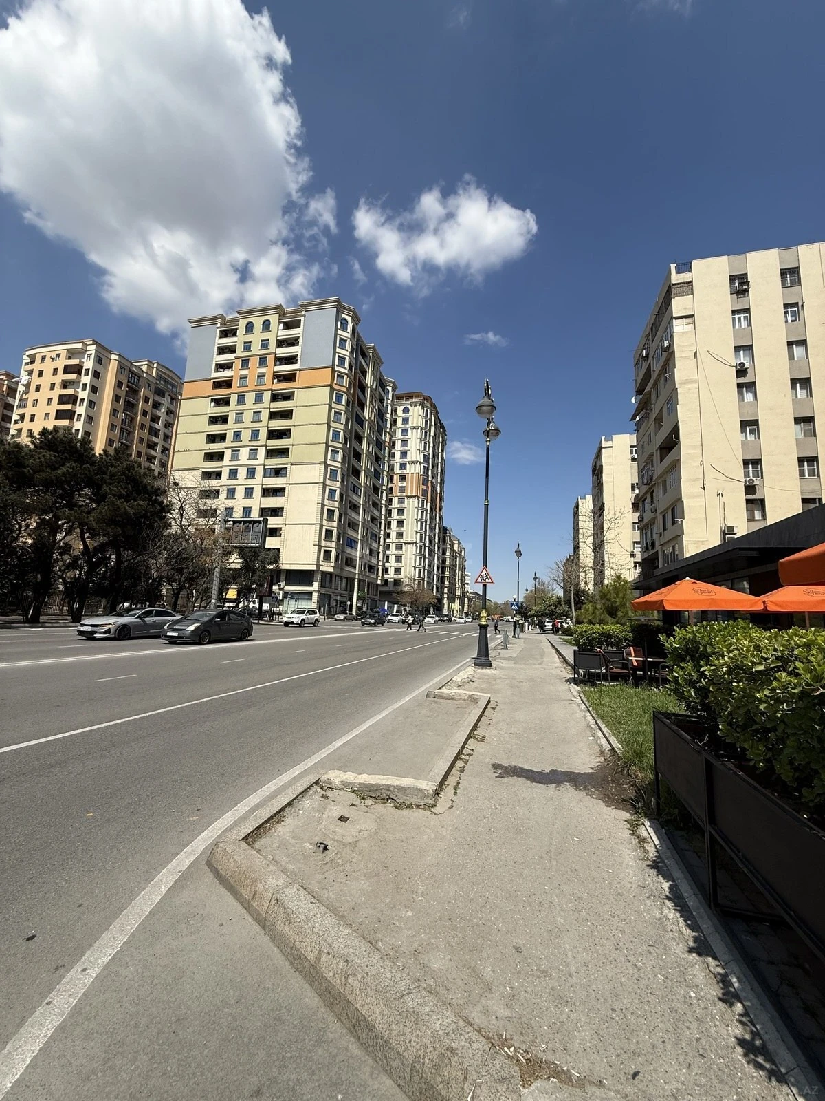 Satılır 2 otaqlı mənzil 70 m²