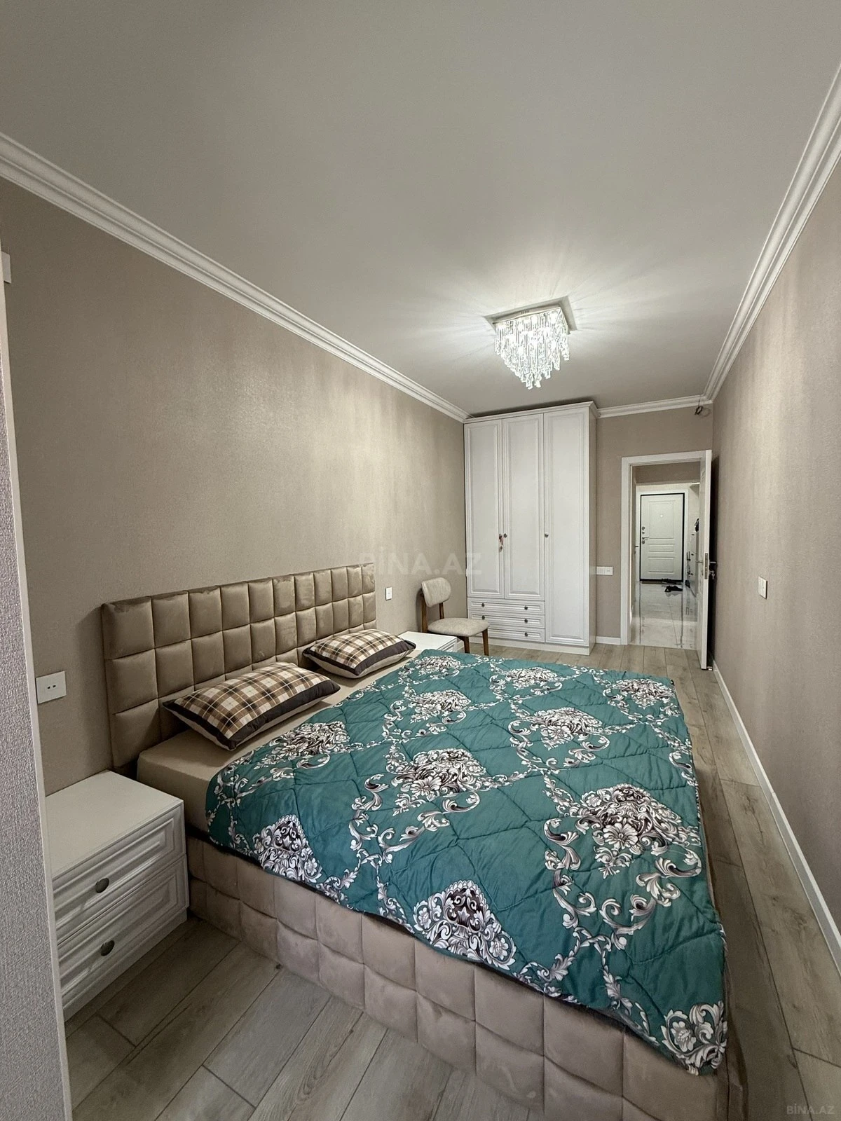 Satılır 2 otaqlı mənzil 70 m²