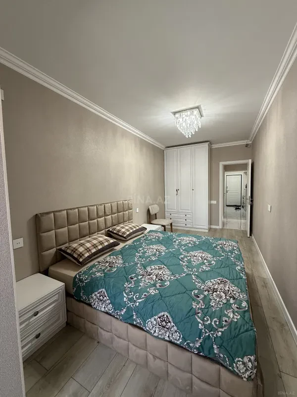 Satılır 2 otaqlı mənzil 70 m²