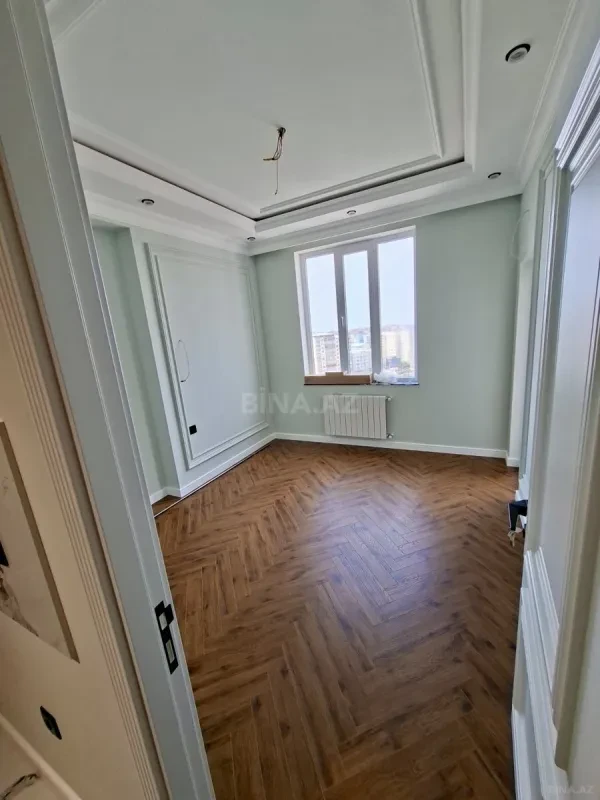Satılır 3 otaqlı mənzil 111 m²