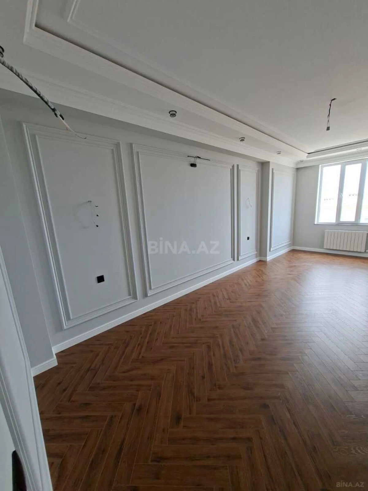 Satılır 3 otaqlı mənzil 111 m²