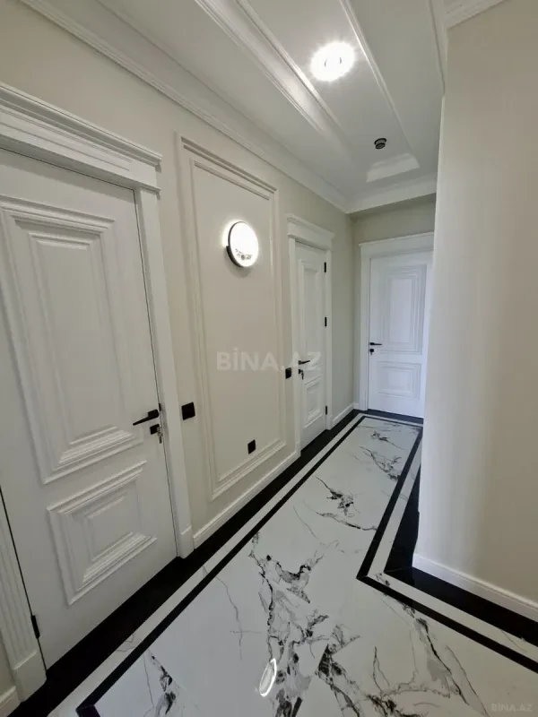 Satılır 3 otaqlı mənzil 111 m²