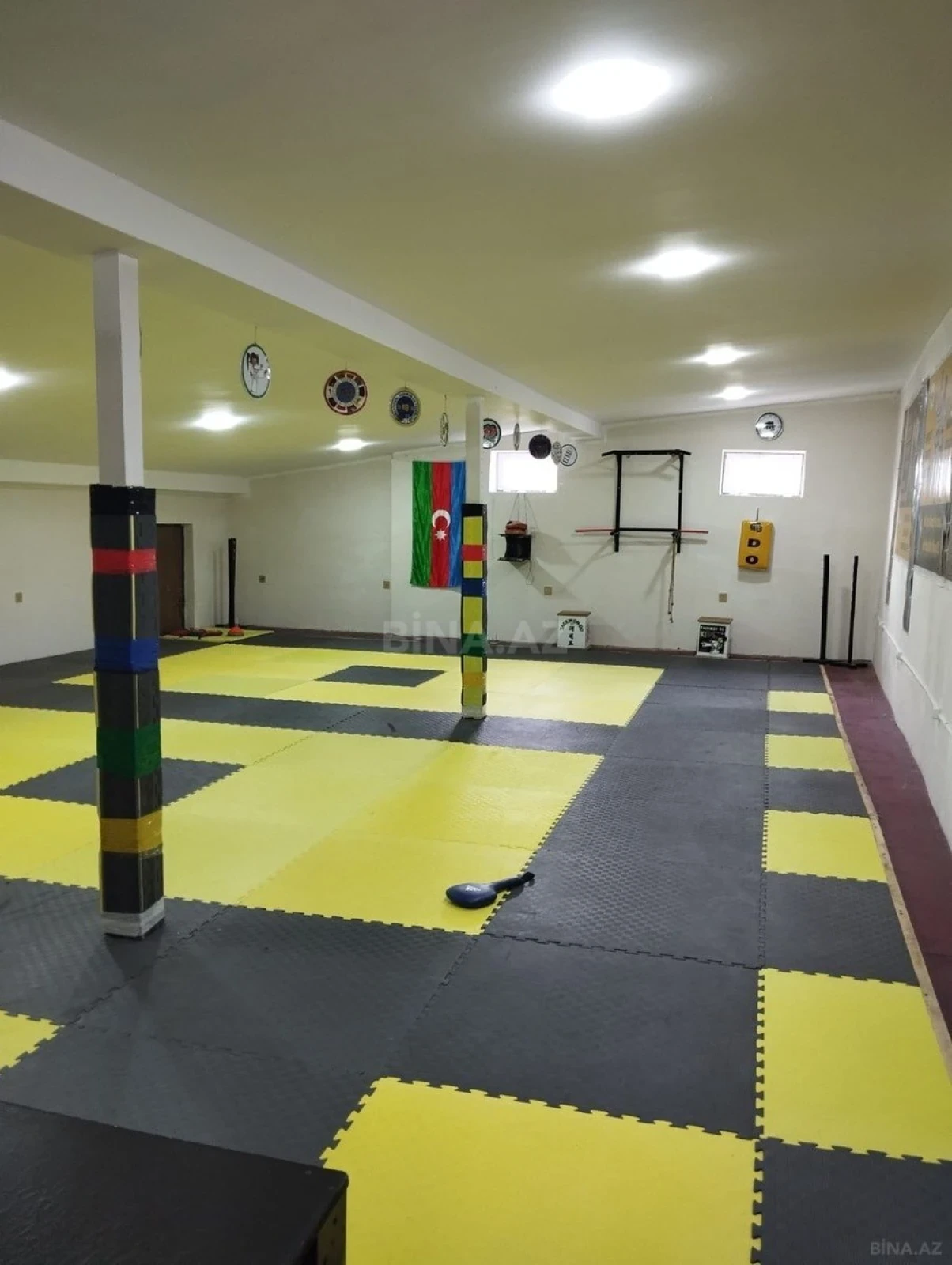 Kirayə verilir obyekt 120 m²