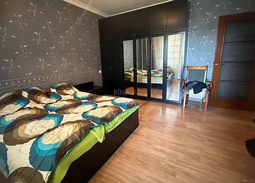 Kirayə verilir 3 otaqlı mənzil 80 m²