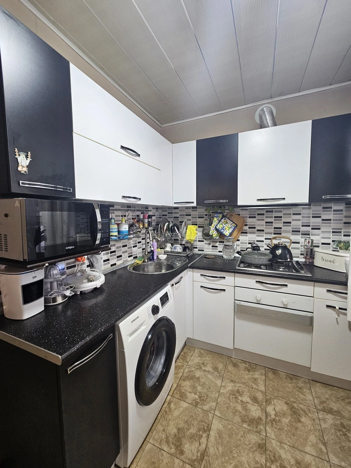 Satılır 5 otaqlı mənzil 120 m²